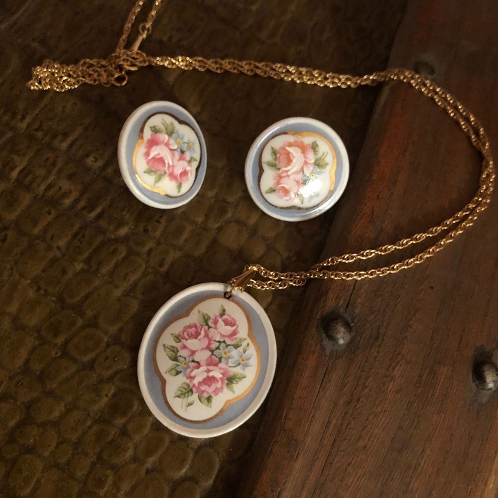 Vintage hand painted earrings and necklace set